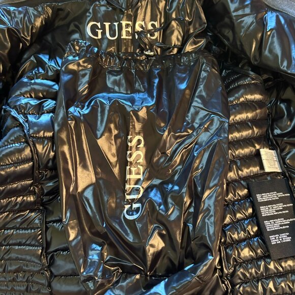 New Guess Packable Puffer Jacket Removable Hood  Stuff Sack M Black 22LMP719 - Picture 12 of 16